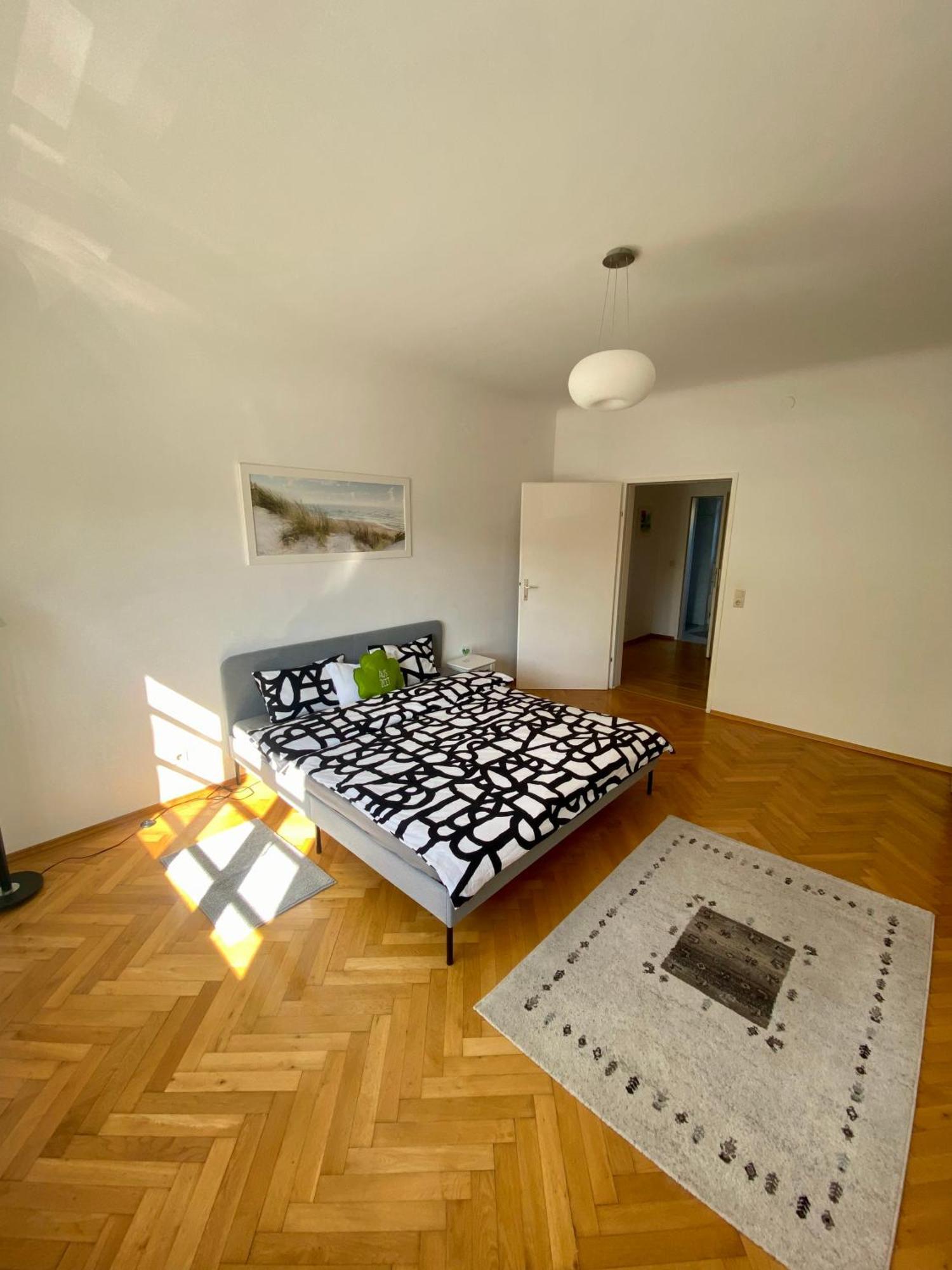 City Retreat In Eisenstadt Zentrum Εξωτερικό φωτογραφία